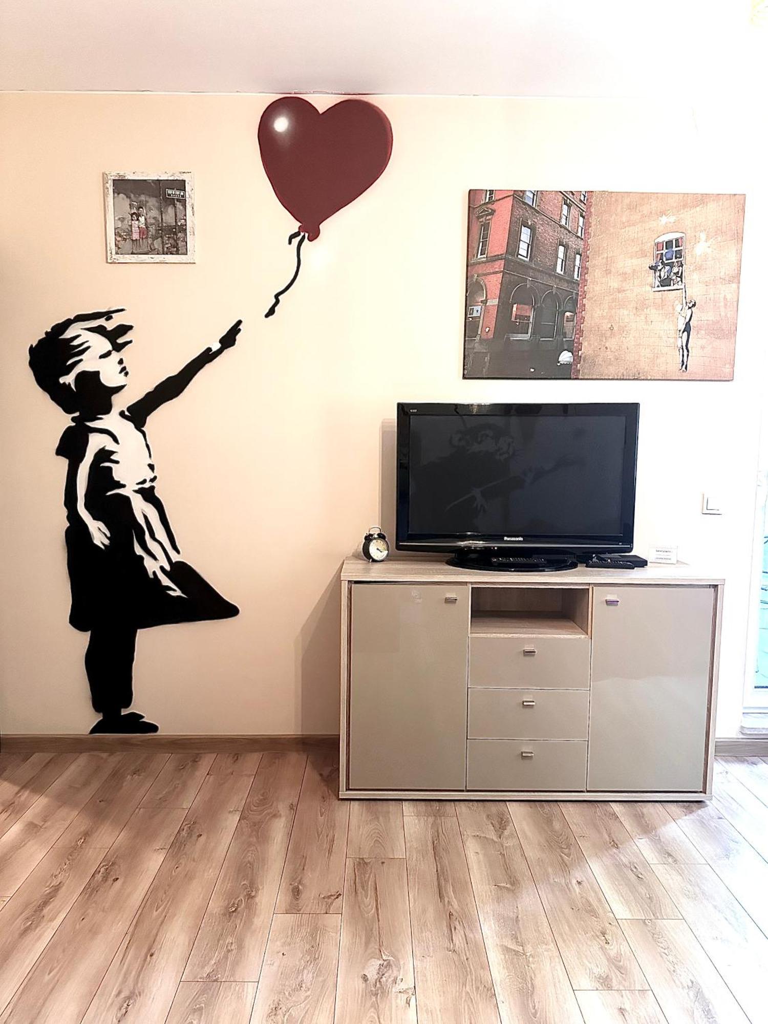 Ferienwohnung "Banksy" Art Warschau Exterior foto